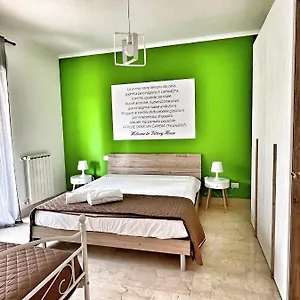 https://vittory-house.it-romehotels.com